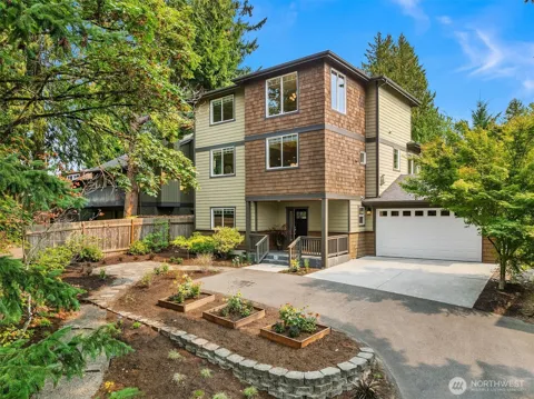 10334 46th Avenue NE