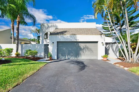 930 NW 22nd Avenue