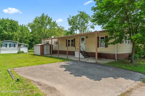 124 Village Road