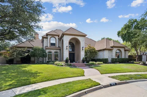 5716 Whitecliff Circle