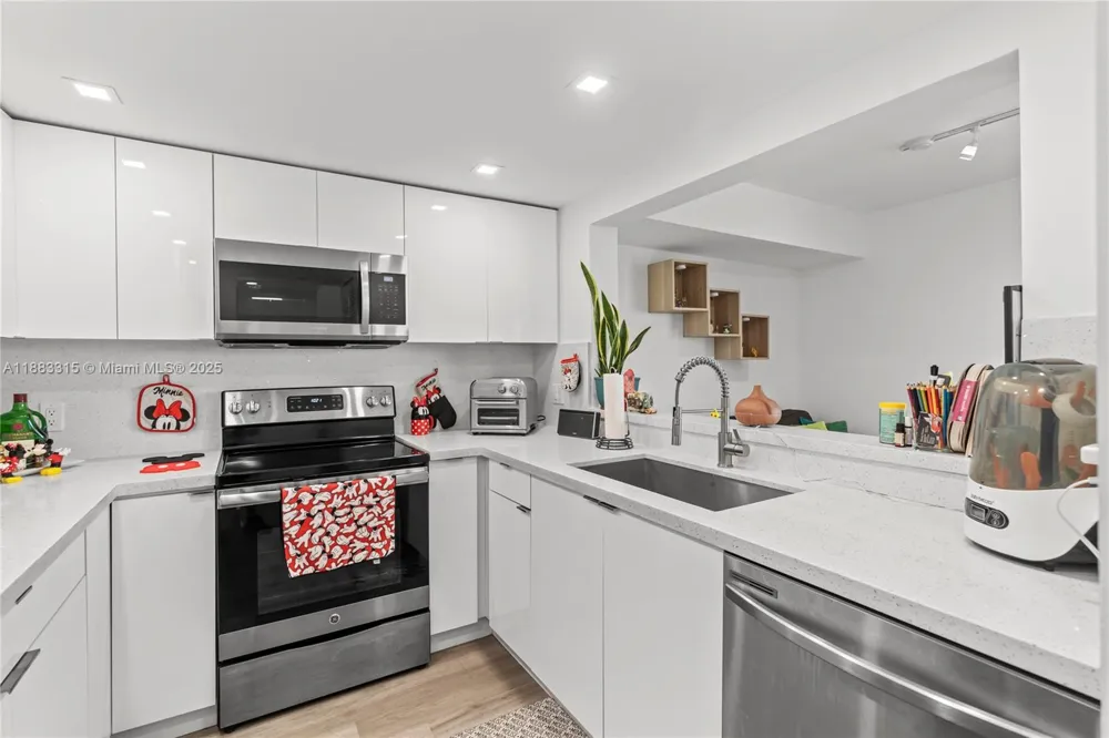 2055 SW 122nd Ave #326