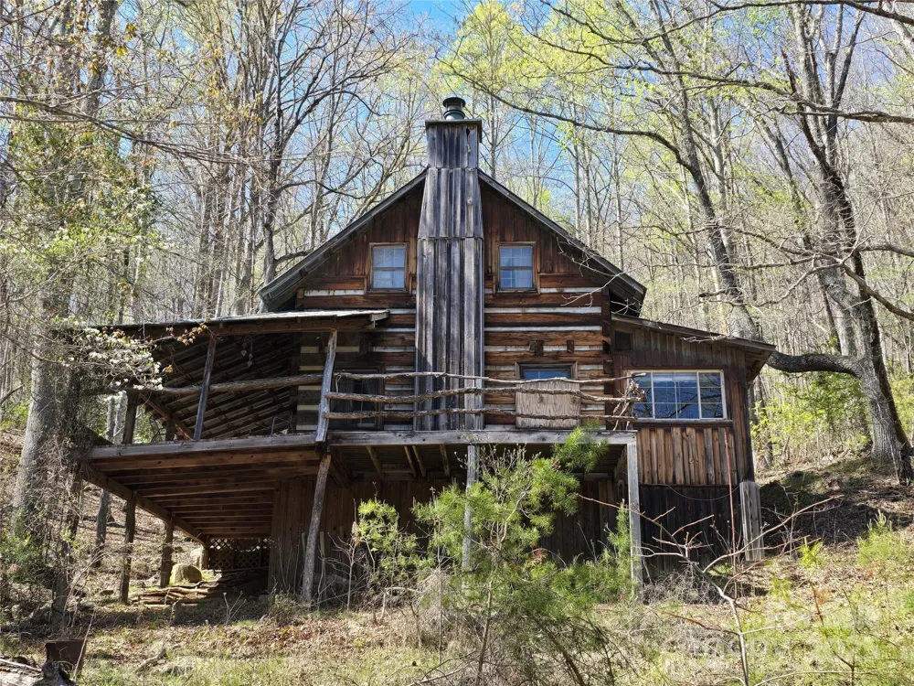 318 Brown Mountain Drive Cullowhee, NC 28723