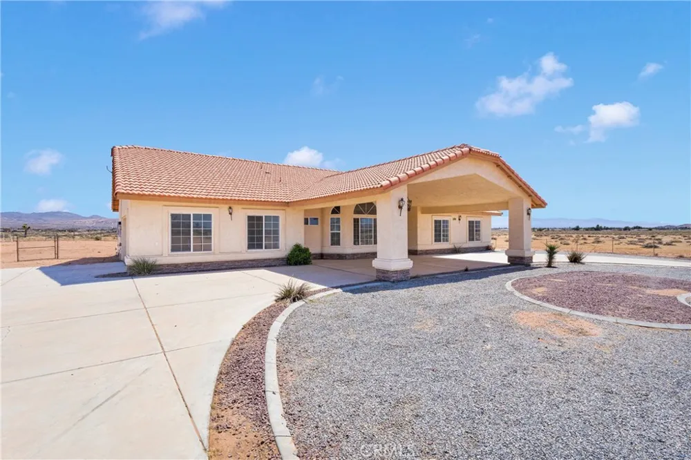 15090 Olema Road Apple Valley, CA 92307