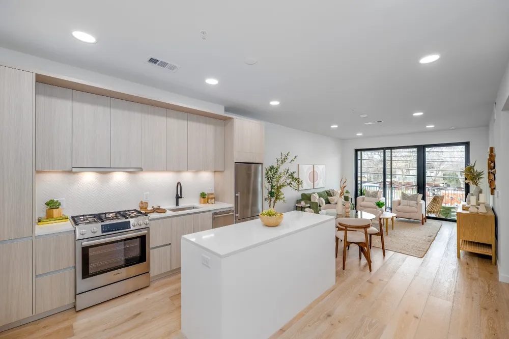 2209 S 1st Street #211