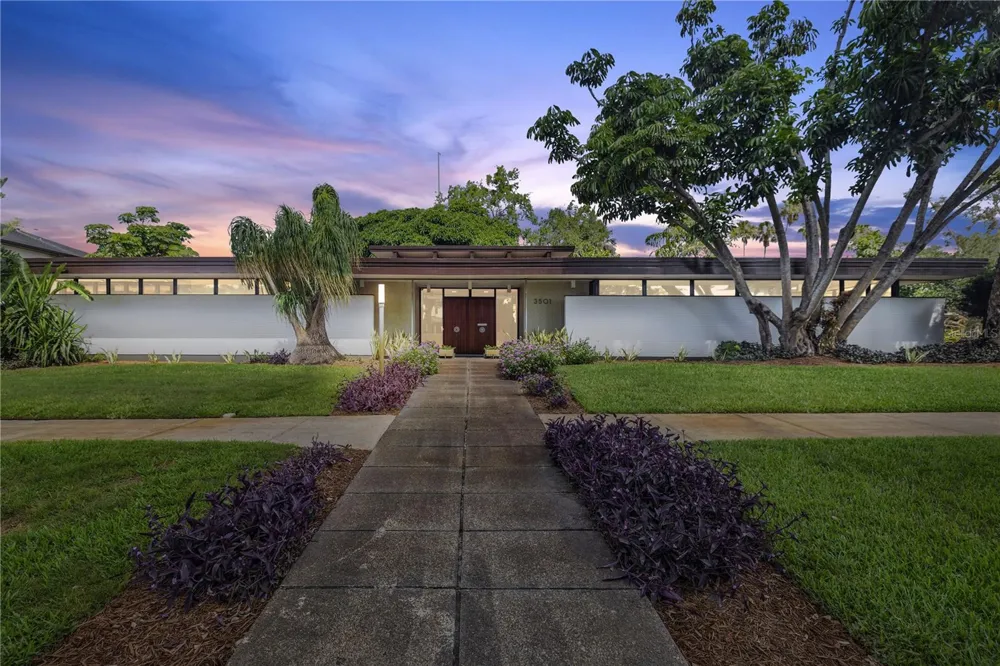 3501 S DREXEL AVENUE