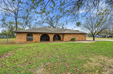 809 Nadine Lane