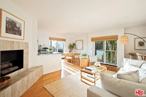 302 Ashland Avenue #201