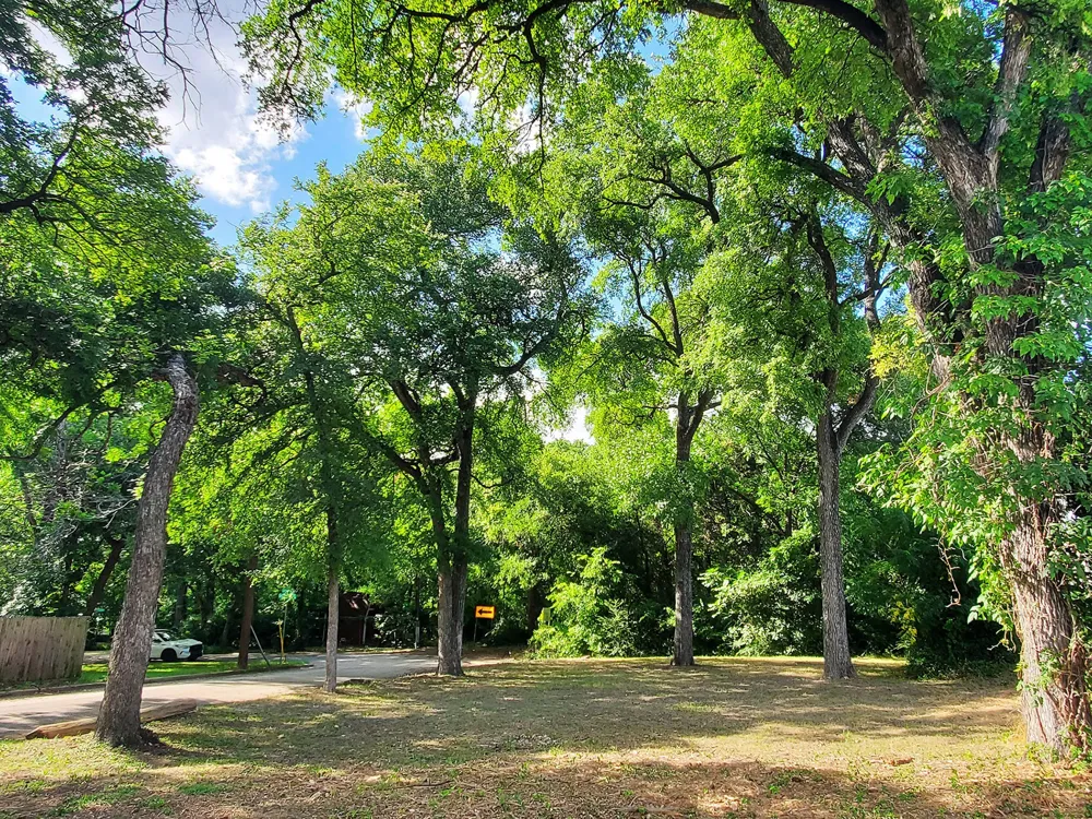 1710 Goyens Drive Dallas, TX 75224