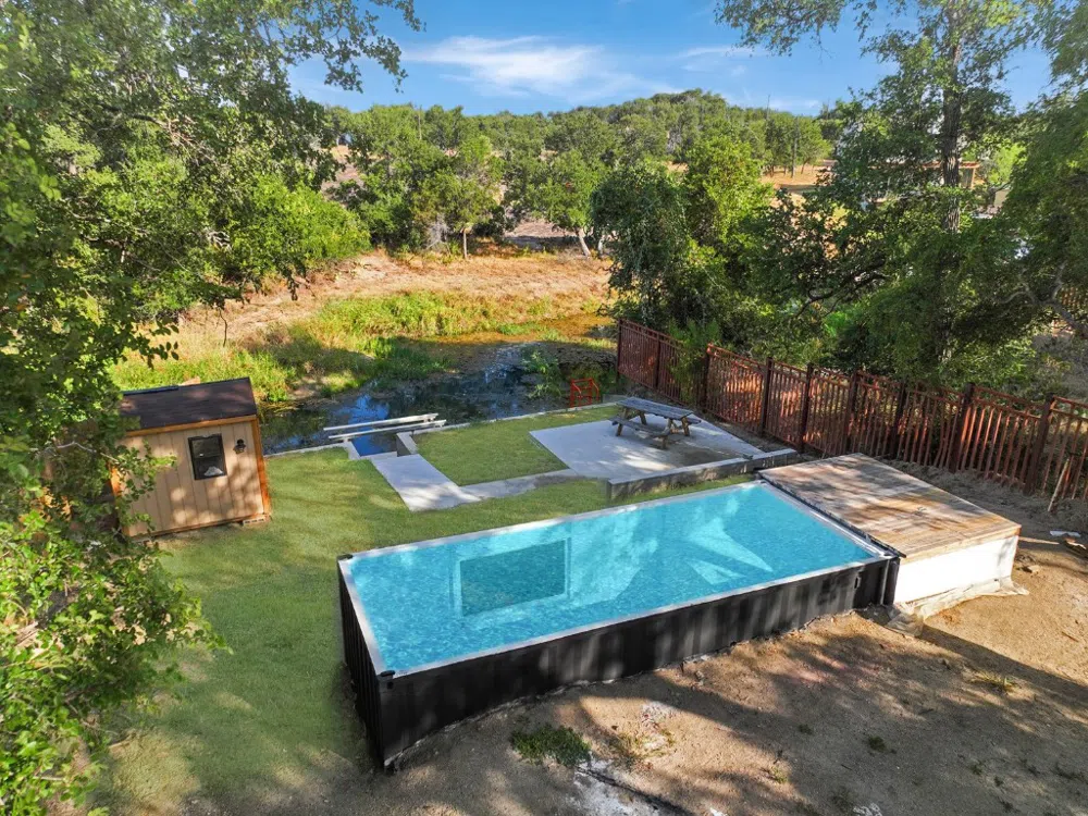 1112 Sherwood Forest Drive