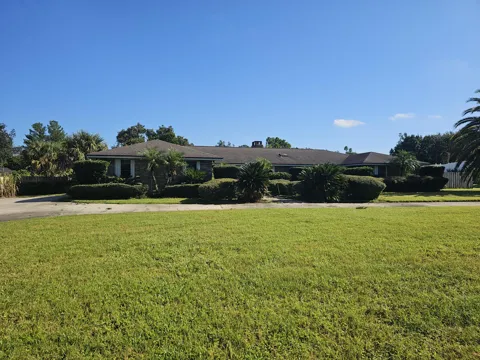 415 S Carpenter Road