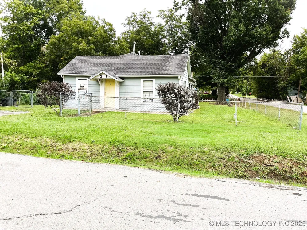 201 Indianola Street