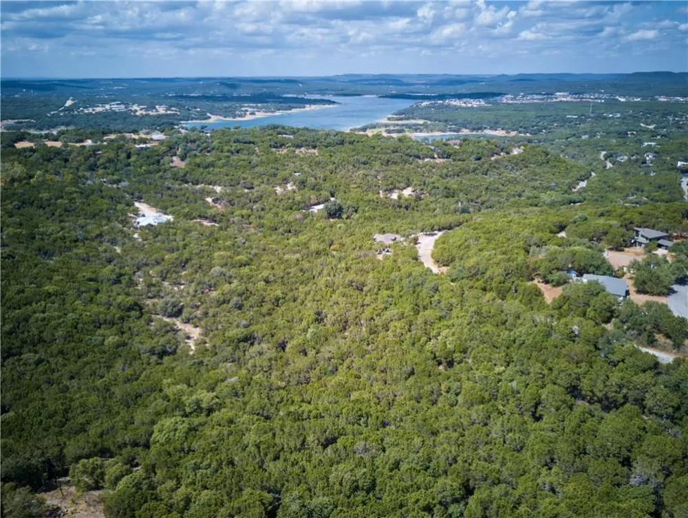 6127 Cimmaron Trail Lago Vista, TX 78645
