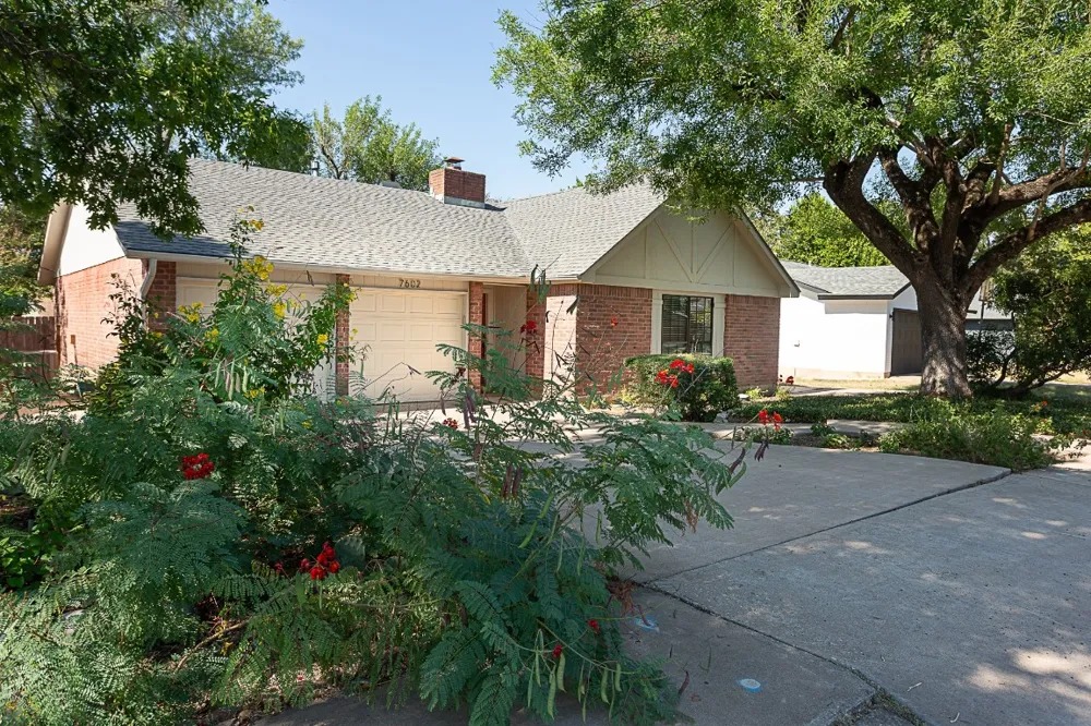 7602 Whispering Oaks Drive