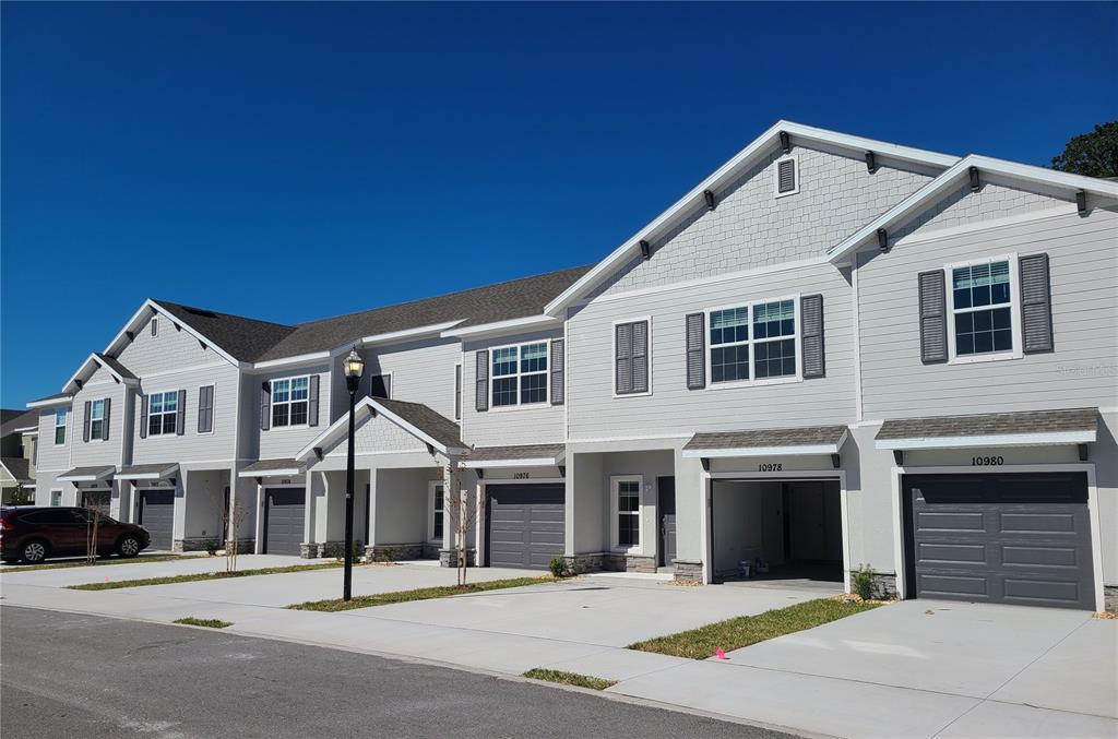 10974 BRIGHTLEAF COURT