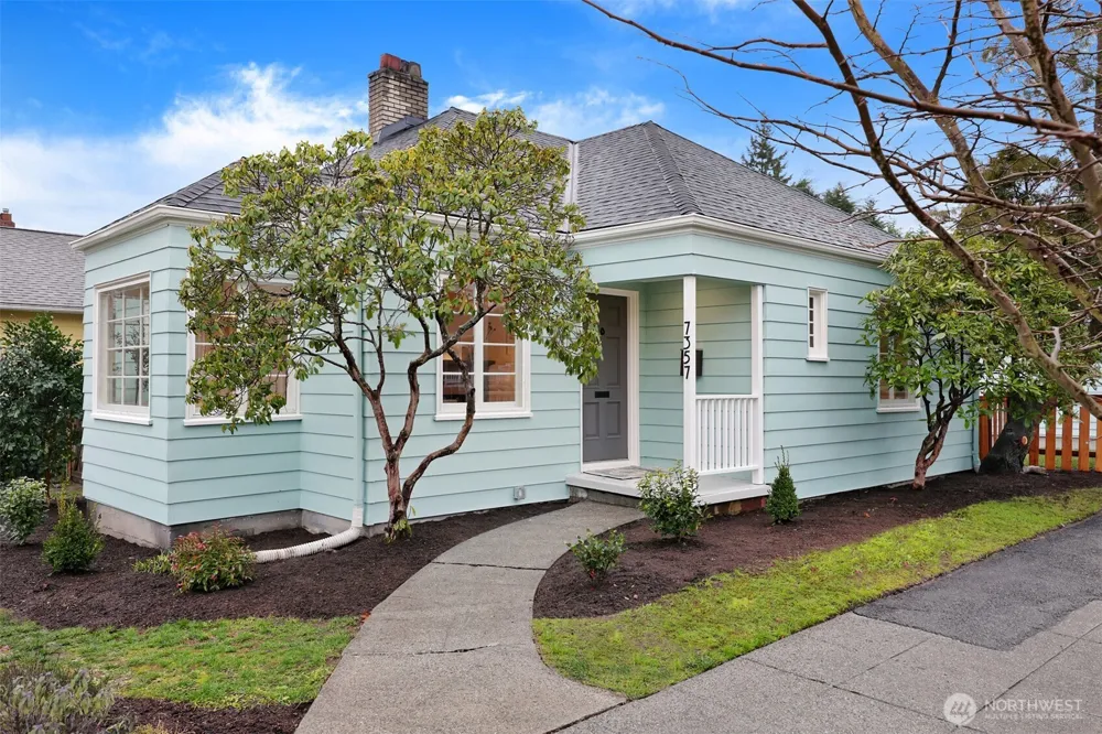 7357 12th Avenue NW Seattle, WA 98117