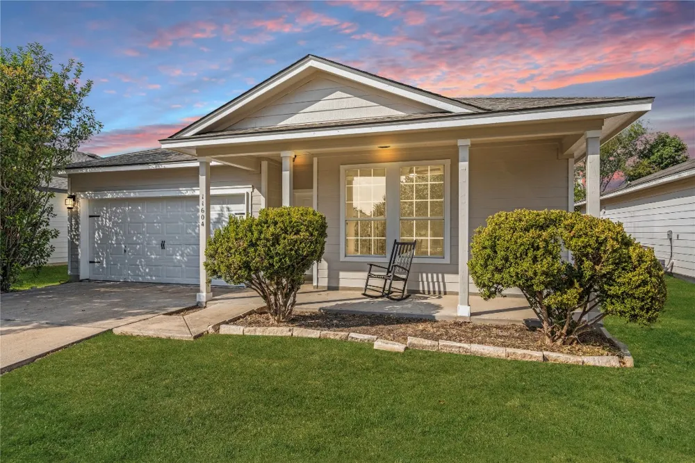 11604 Marshall Street Manor, TX 78653