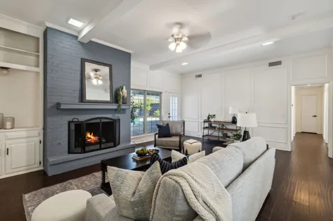 2117 Treehouse Lane