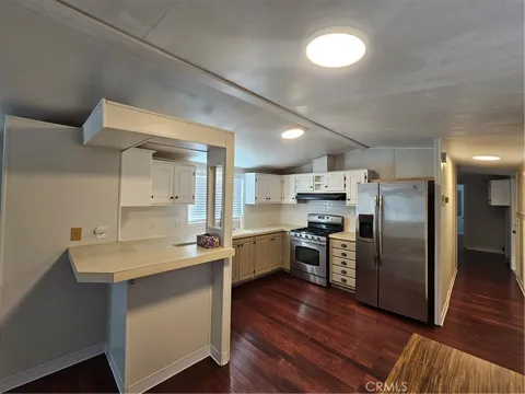 18411 Valley Boulevard #19B