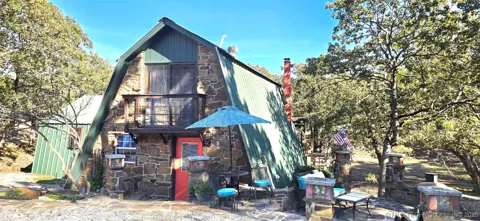 2 Kiowa Drive