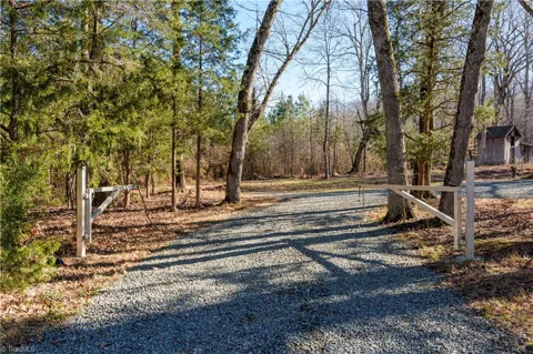 6248 Mt Hermon Rock Creek Road