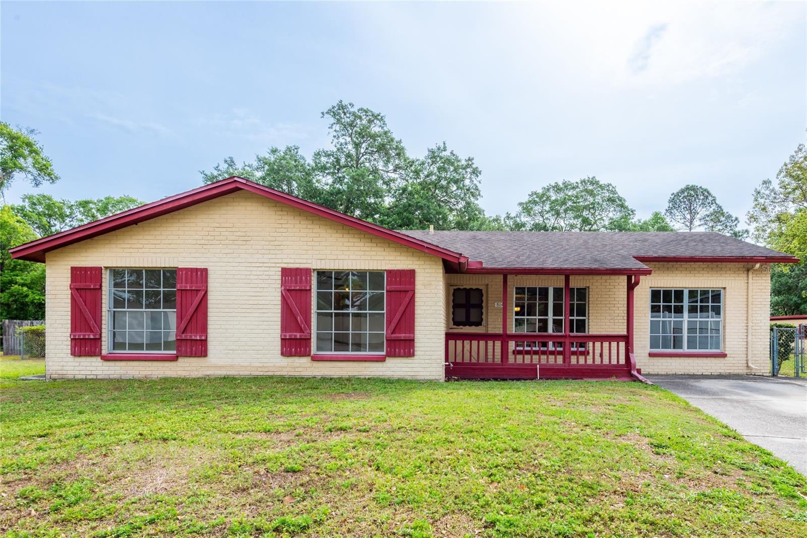 514 HIGHVIEW CIRCLE N