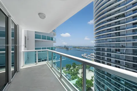 1800 Bayshore Dr #2511