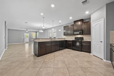 1505 Arial Drive