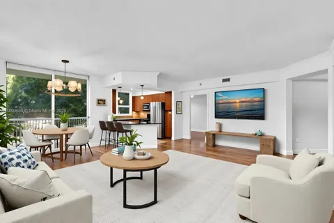 2000 Bayshore Dr #227