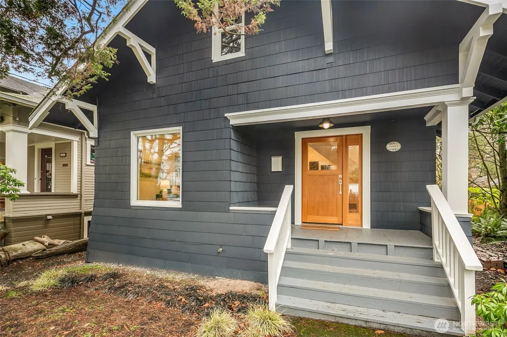 6027 6th Avenue NW Seattle, WA 98107