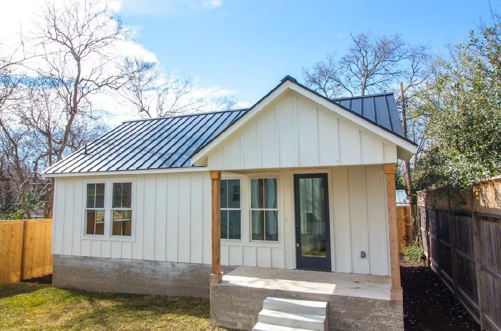 1903 W 30th Street #B