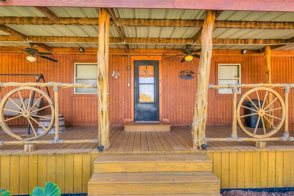 5999 HWY 277 Highway Bronte, TX 76933
