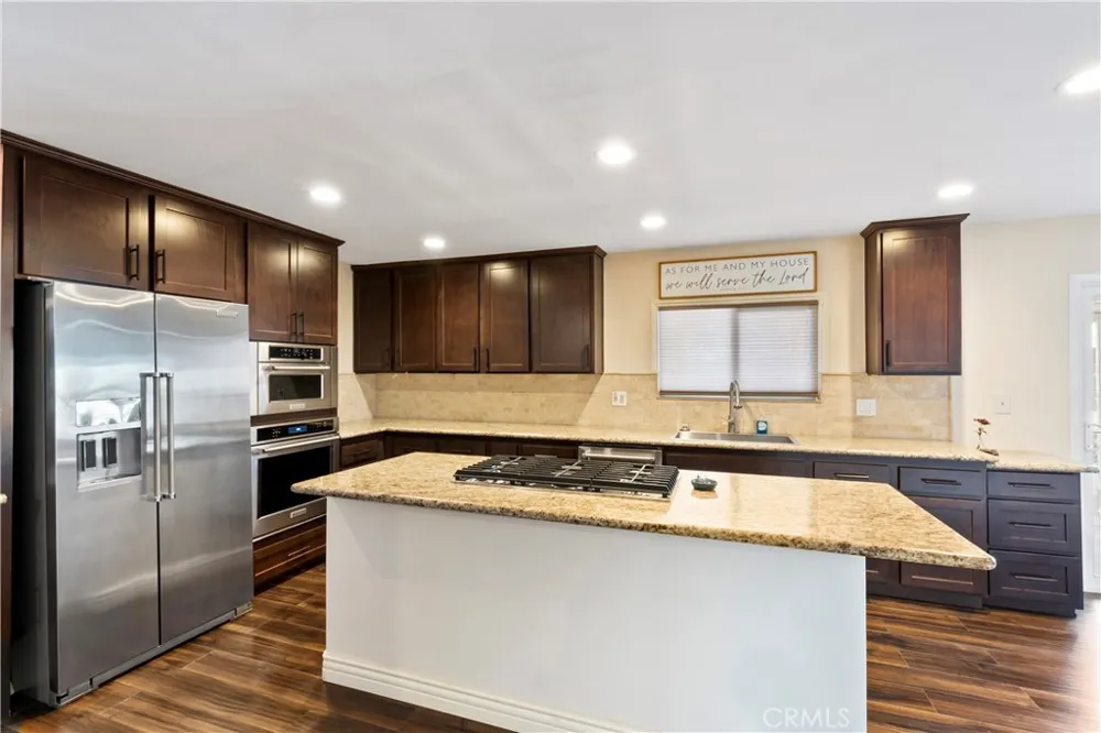 1383 Thornwood Corona, CA 92882