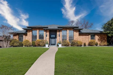 2609 Ramblewood Drive