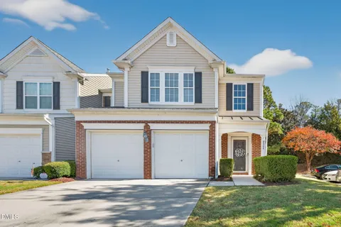 8204 Pilots View Drive