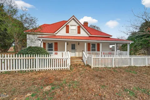 3744 Russell Road