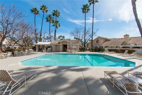 440 La Costa