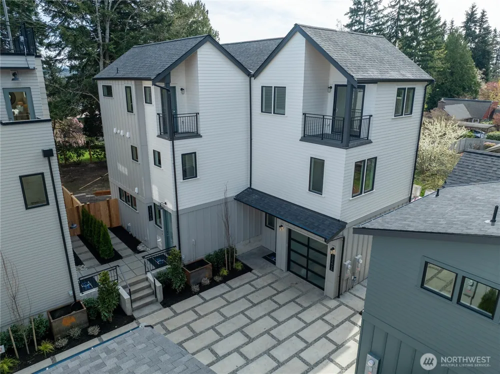 13542 39th Avenue NE #A Seattle, WA 98125