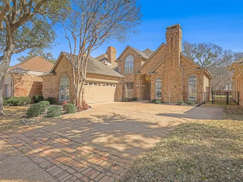 17108 Village Lane