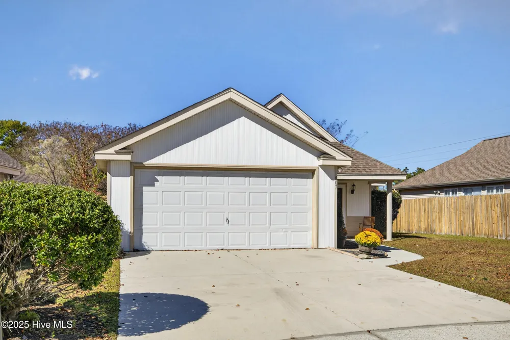 807 Spy Glass Court Wilmington, NC 28411