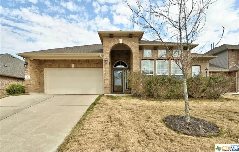 927 Vista Gardens Drive