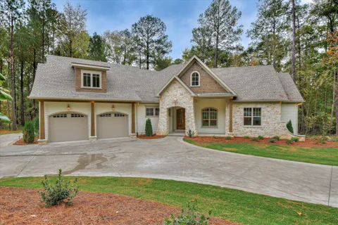 201 Faveran Lane