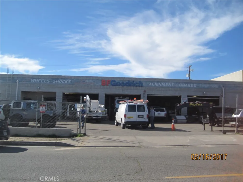 16221 Yucca Hesperia, CA 92345