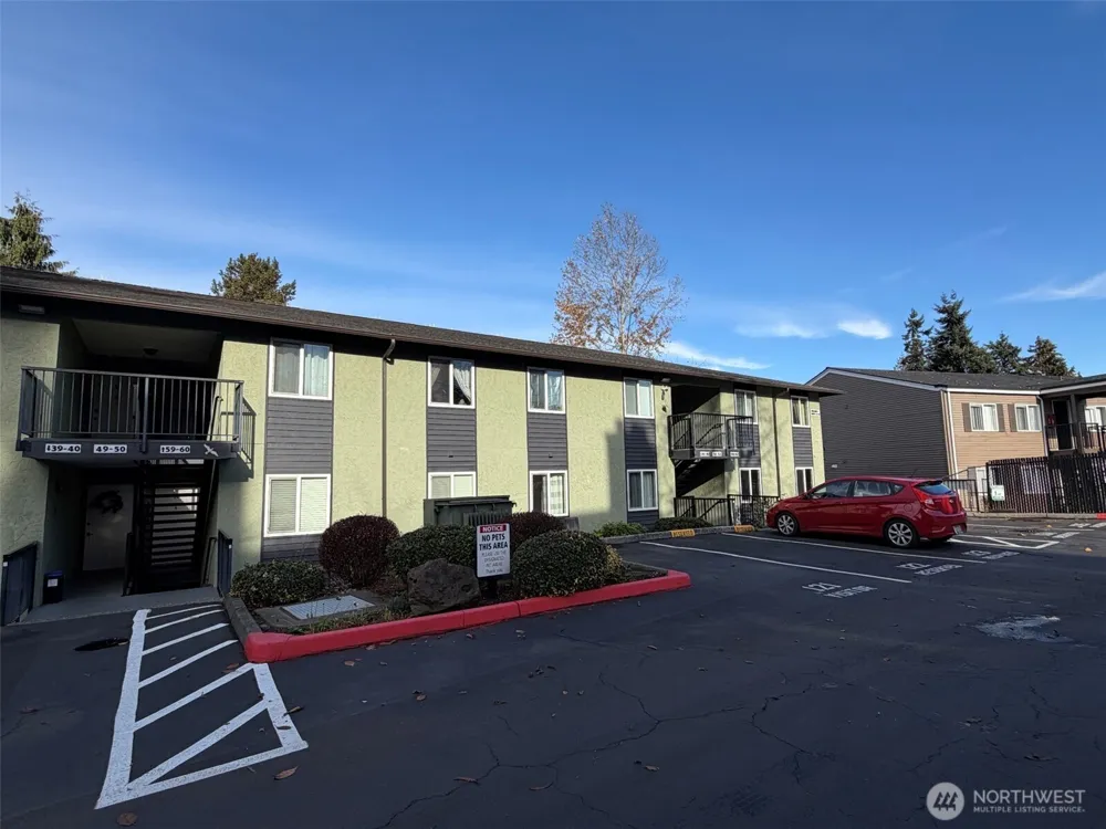 615 75th Street SE #C-52 Everett, WA 98203