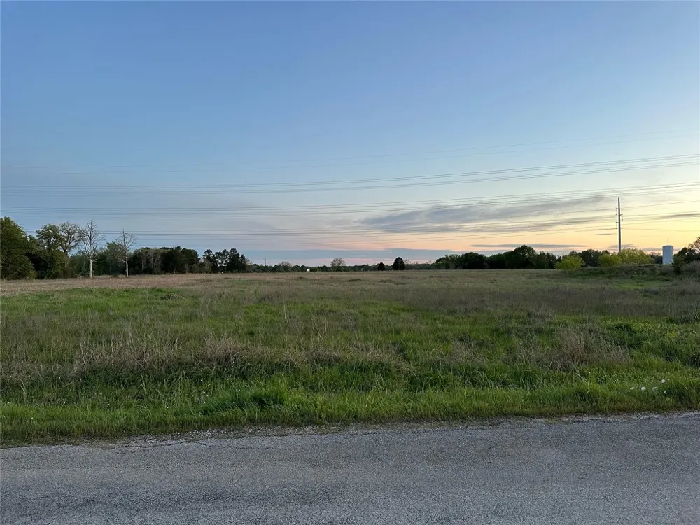 2 Nink Road Smithville, TX 78957