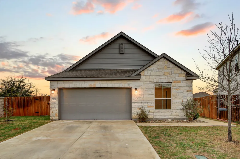 3801 Birdwatch Loop #48 Pflugerville, TX 78660