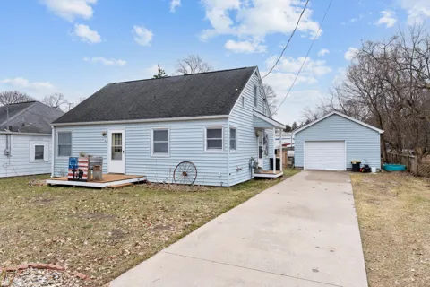 16 W Pine Street