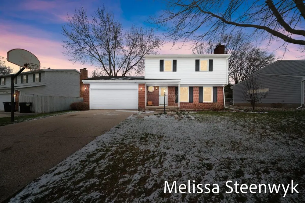 2091 Fawnwood Drive SE Grand Rapids, MI 49508