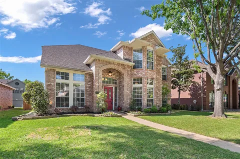 1421 Charlotte Way