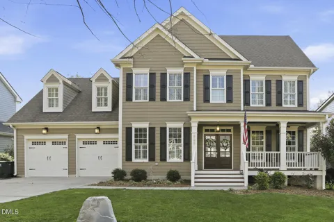 525 Wanderview Lane