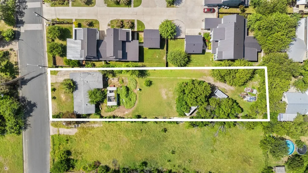 2015 Greenwood Avenue Austin, TX 78723